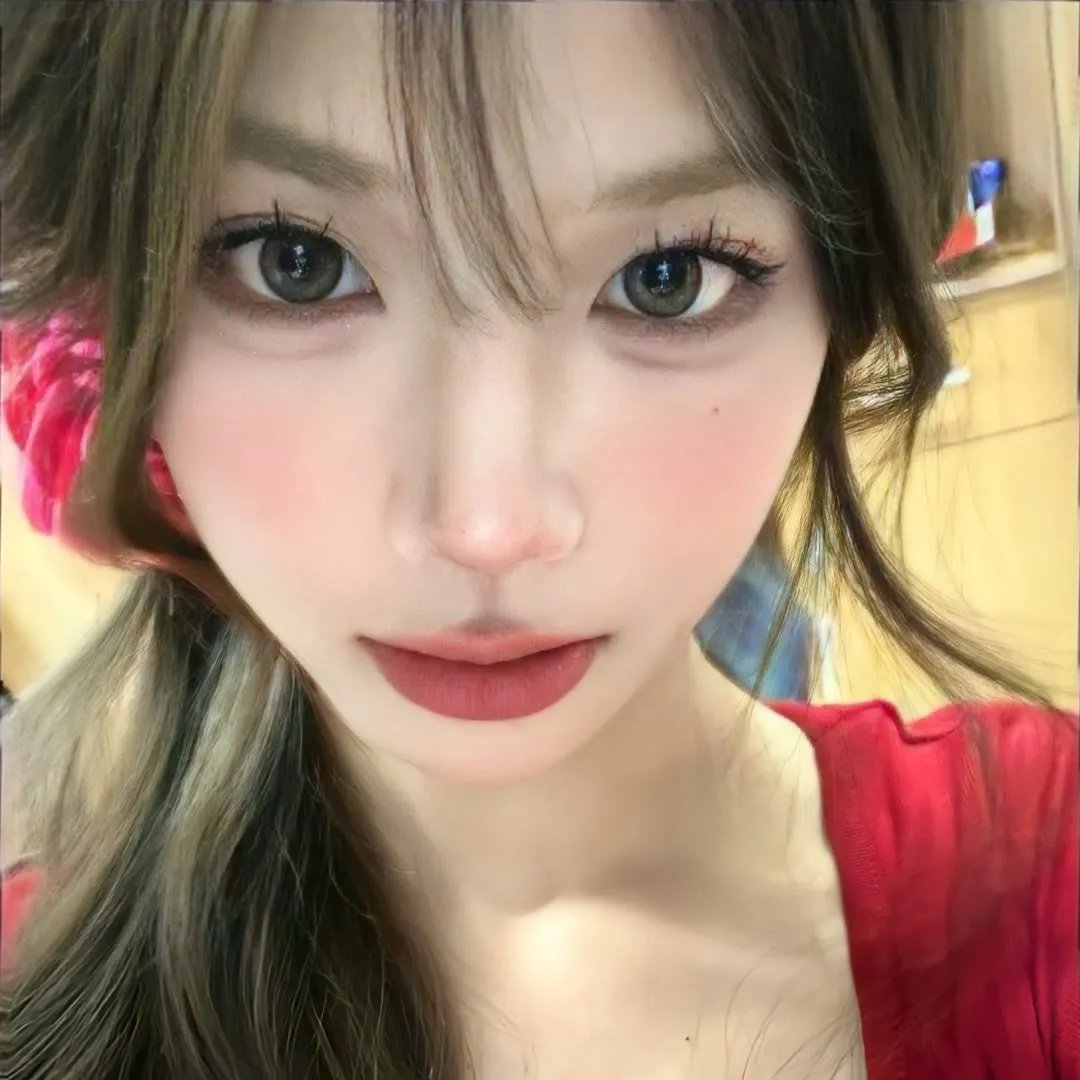 索女罗拉 封面